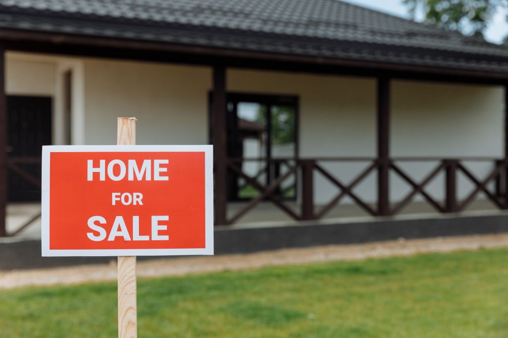 Selling a house during divorce with no estate agent fees in Wales