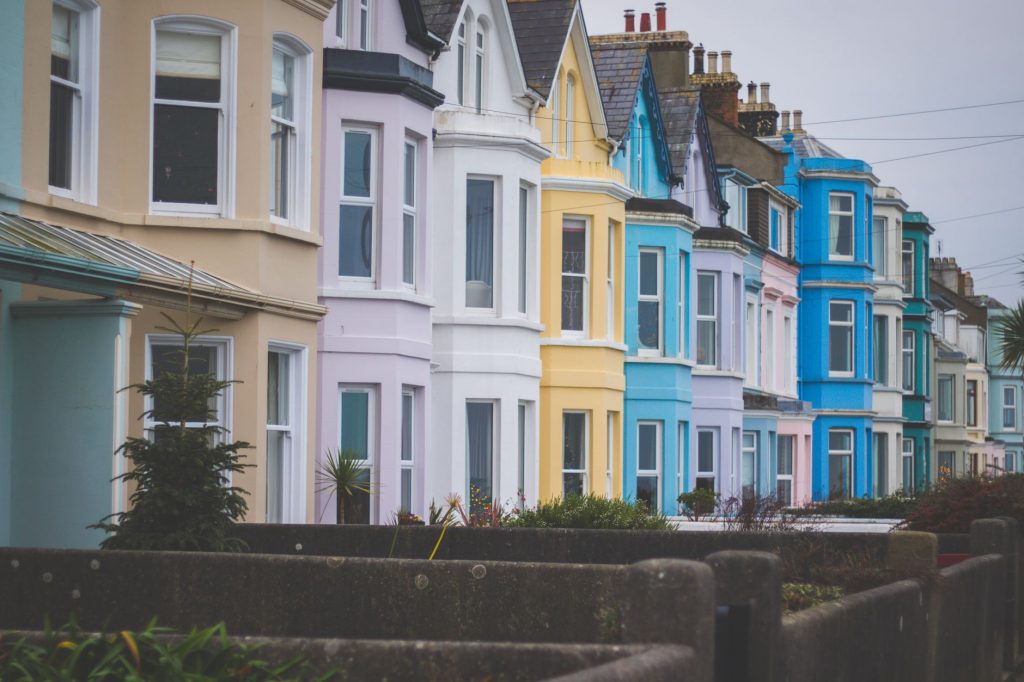 We buy any house in South Wales for cash, any condition